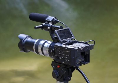 camera-g976d3726d_1920